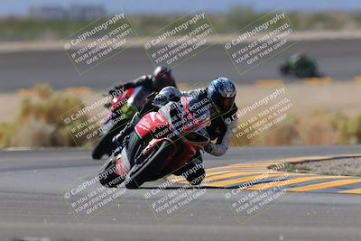 media/Oct-08-2022-SoCal Trackdays (Sat) [[1fc3beec89]]/Turn 14 (1050am)/